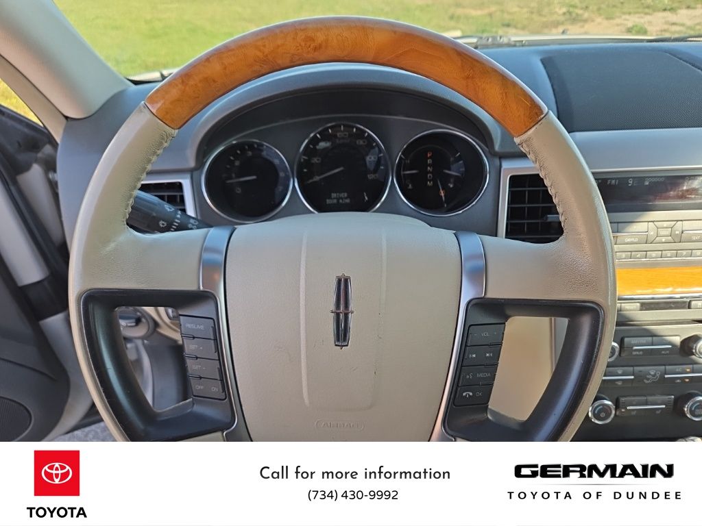 2010 Lincoln MKZ Base photo 16