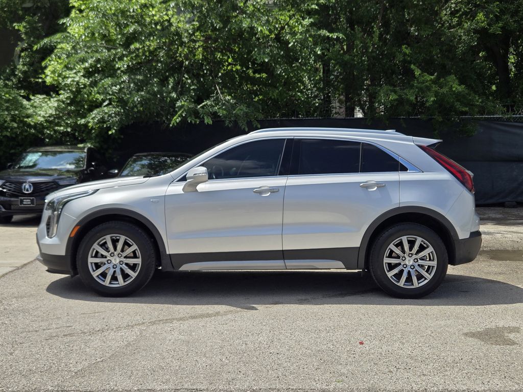 used 2021 Cadillac XT4 car, priced at $22,841