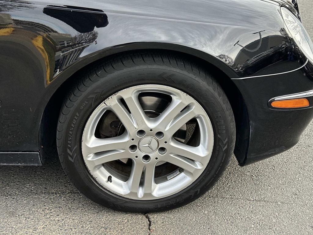 Thumbnail: 2006 Mercedes-Benz E-Class - 18