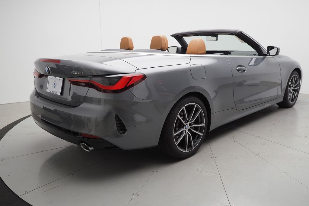 Thumbnail: 2025 BMW 4 Series - 3