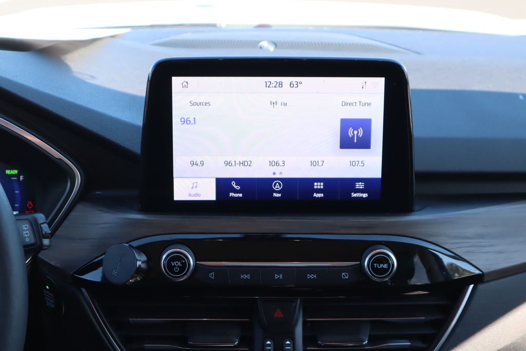 Thumbnail: 2020 Ford Escape - 14