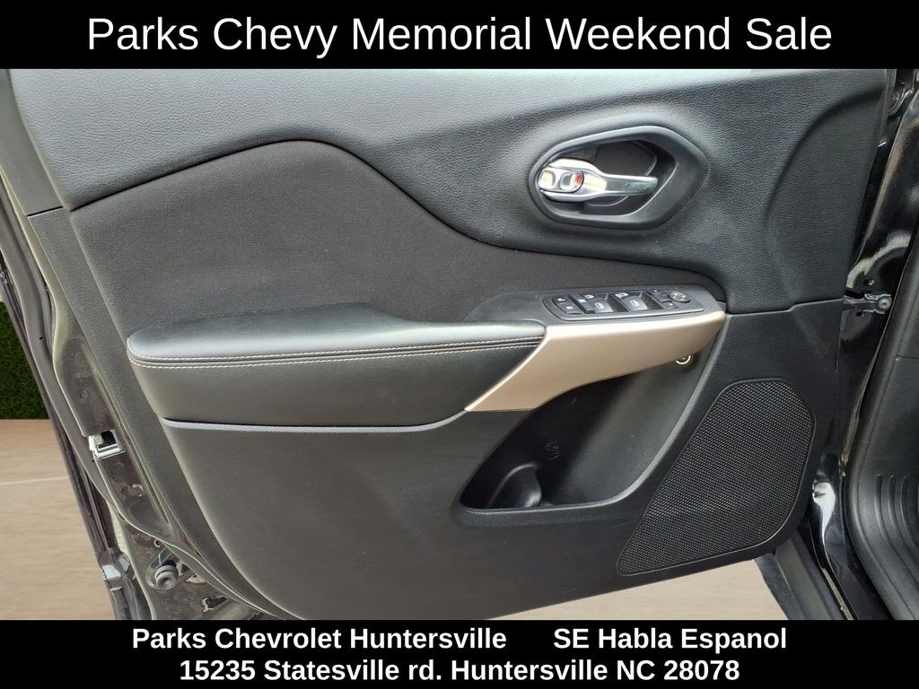 JeepCherokee14