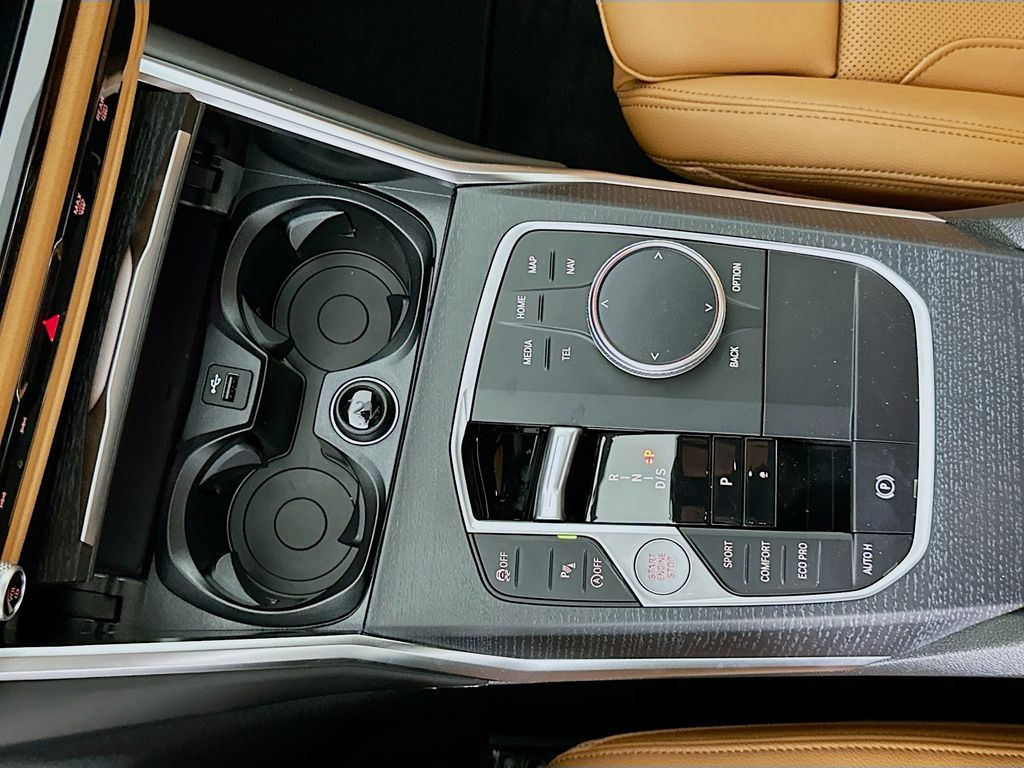 Thumbnail: 2026 BMW 3 Series - 15