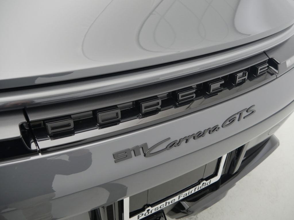 Thumbnail: 2026 Porsche 911 - 11