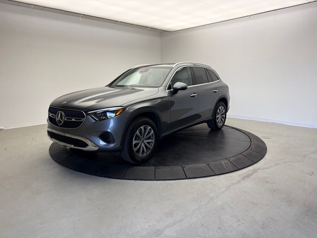 Thumbnail: 2023 Mercedes-Benz GLC - 1