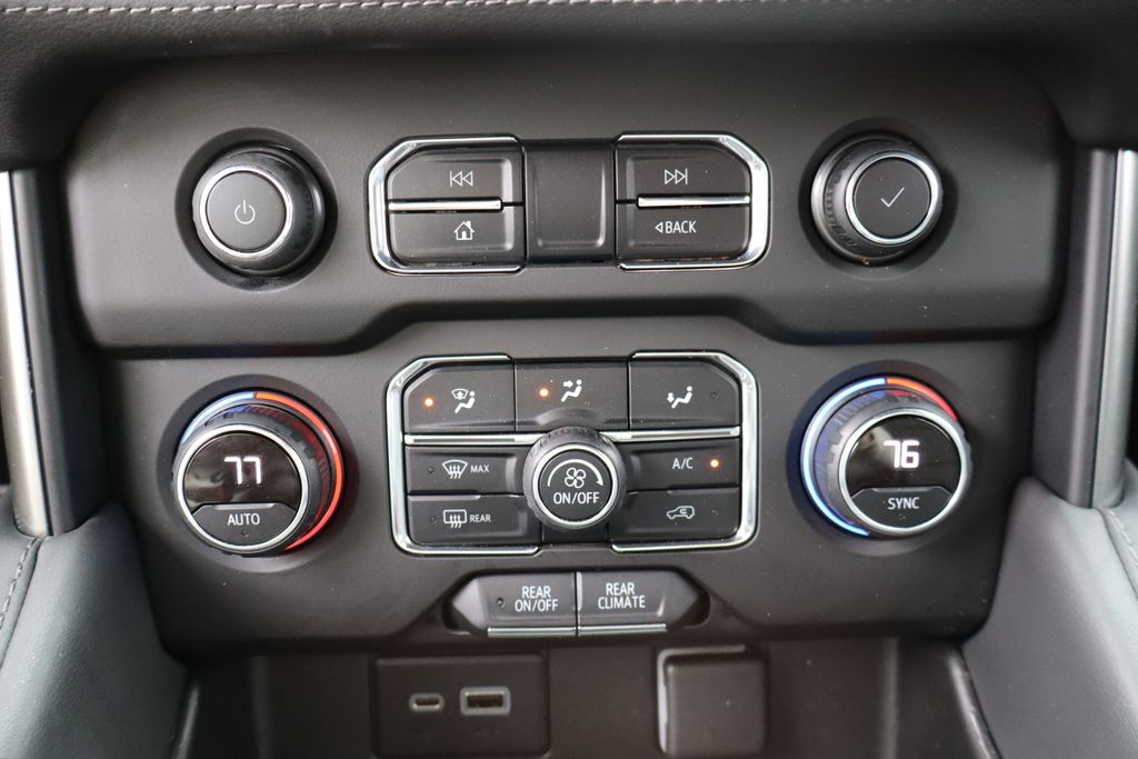 2021 Chevrolet Tahoe LS photo