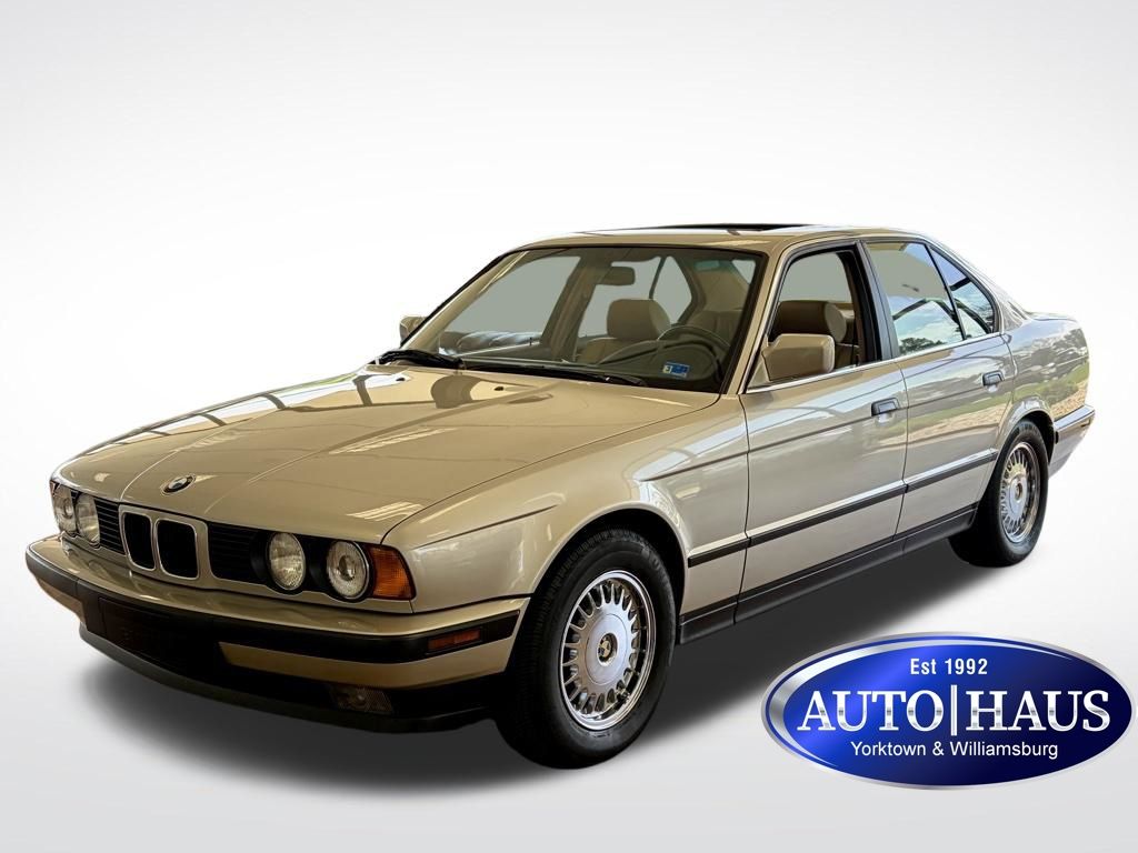 Brown (Bronzit Beige Metallic) 1990 BMW 5 Series 535i Sedan RWD Sedan Rear-Wheel Drive 4-Speed Automatic