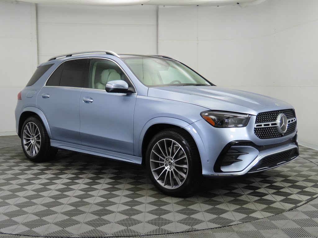 Thumbnail: 2025 Mercedes-Benz GLE - 3