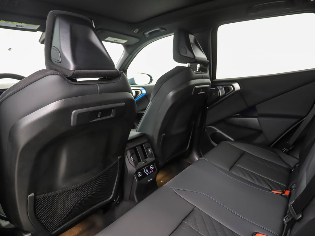 Thumbnail: 2026 BMW X3 - 21