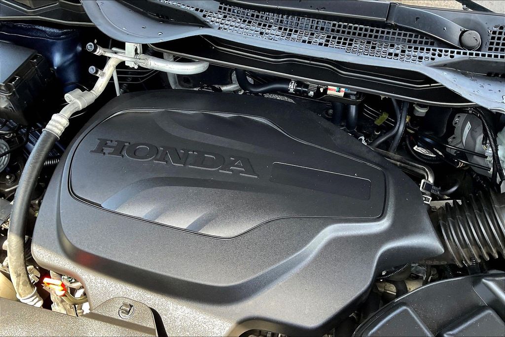 Used 2021 Honda Odyssey Van