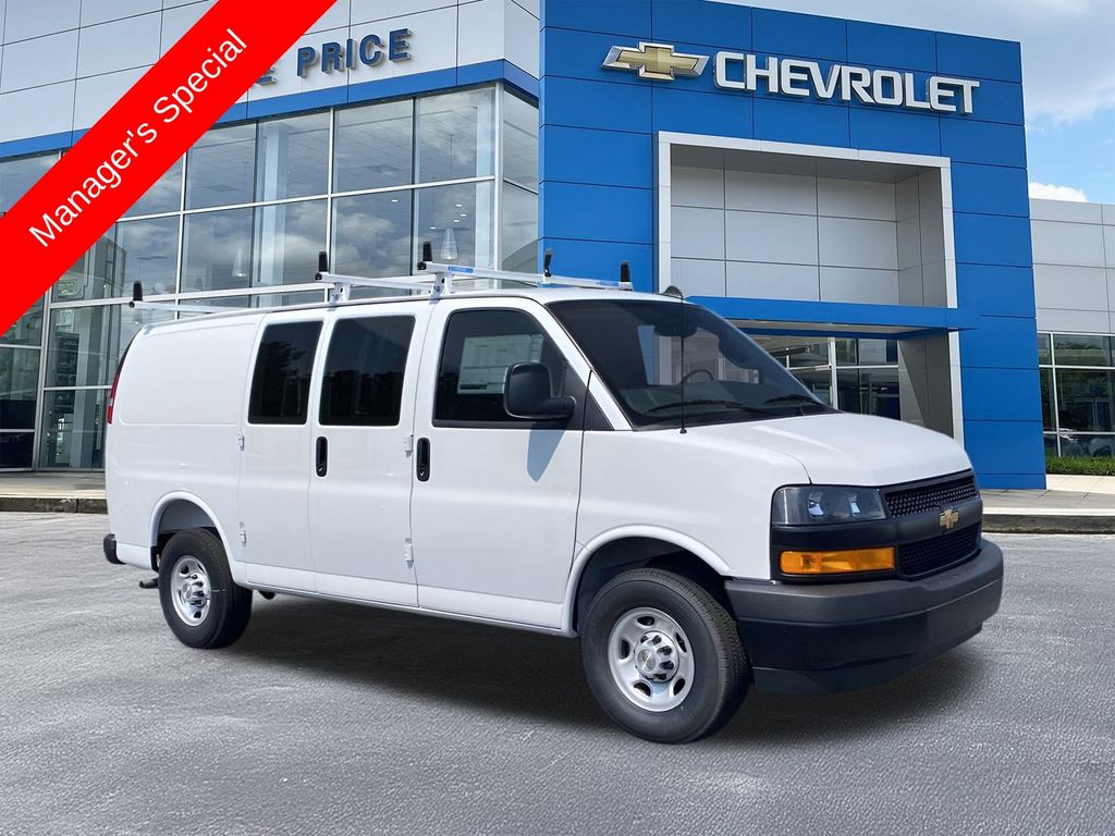 2025 Chevrolet Express Cargo Work Van's photo