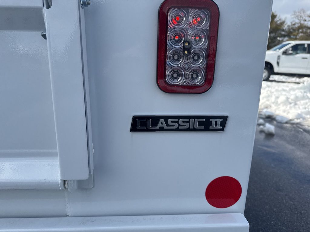 2025 Ford F-350 Chassis XL