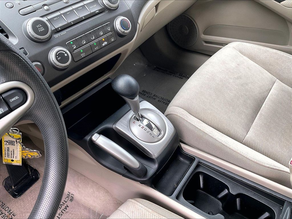 2010 Honda Civic — photo 18