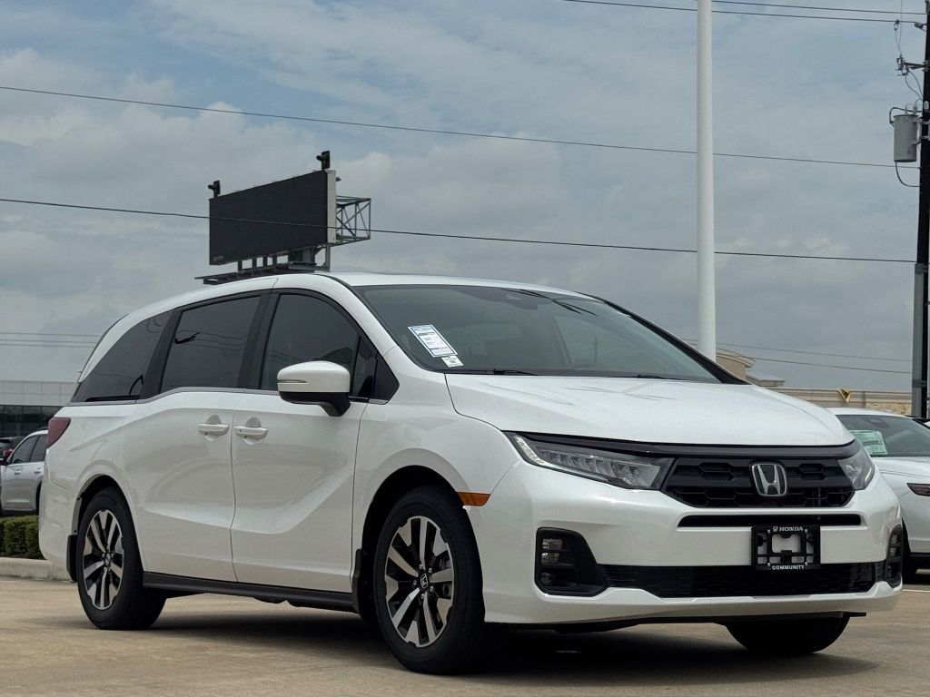 2026 Honda Odyssey EX-L White at Community Honda