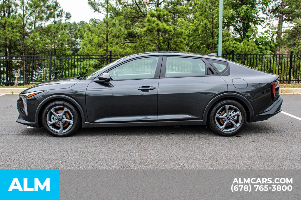 Used 2025 Gray Kia LXS image 7
