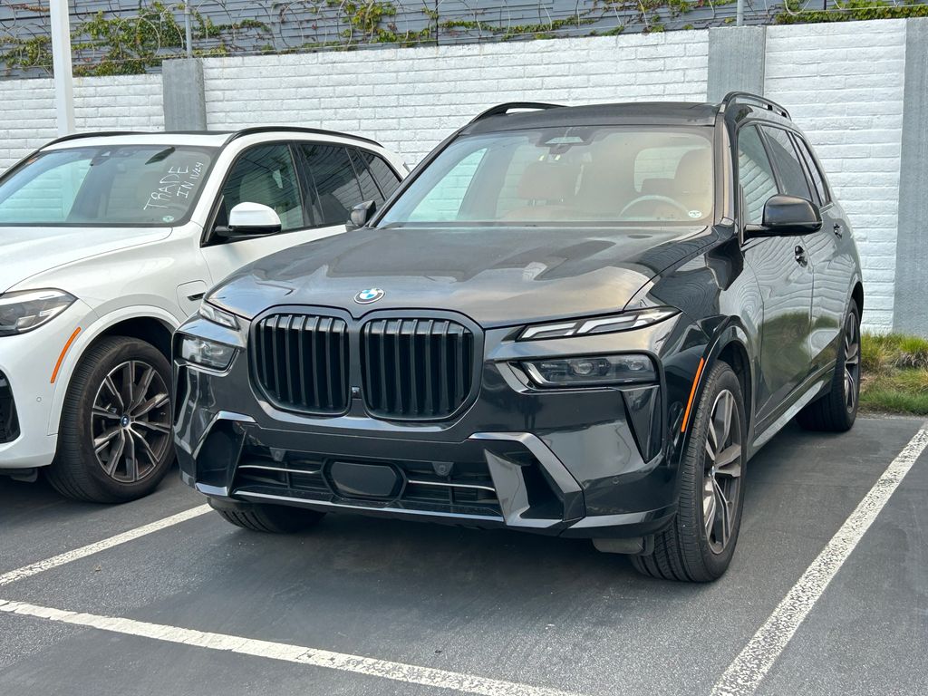Thumbnail: 2023 BMW X7 - 2