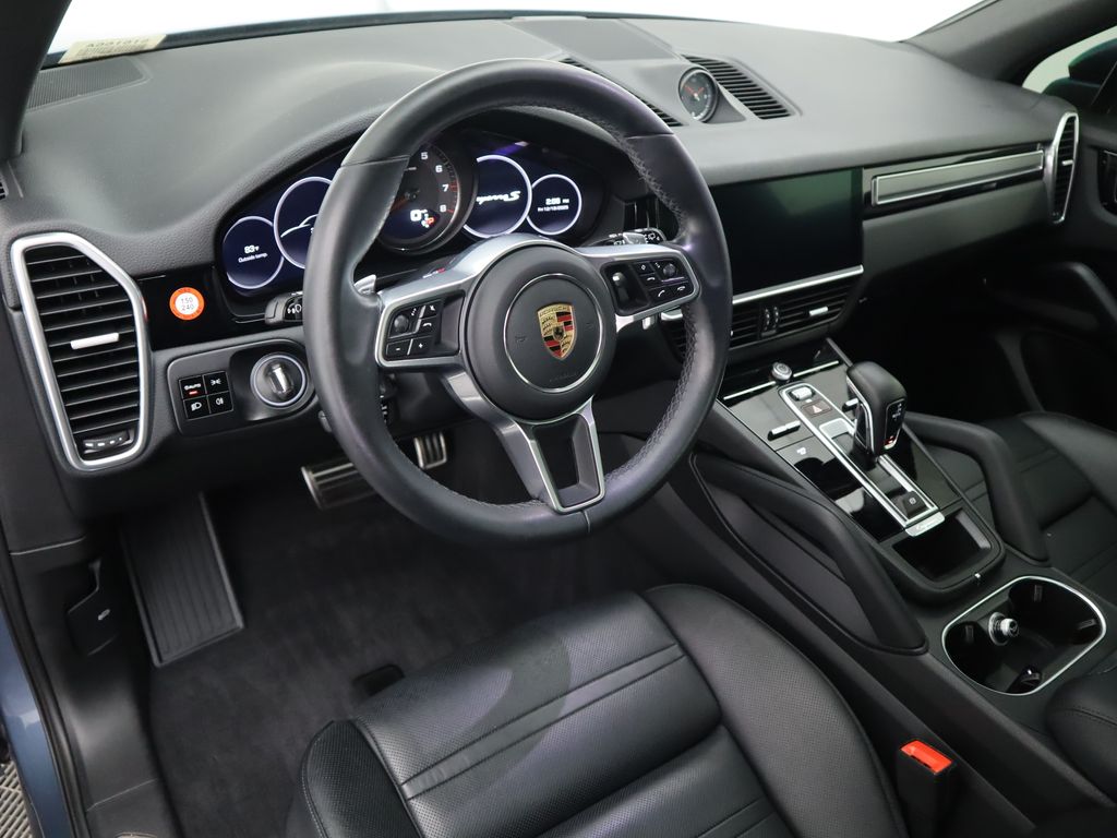 Thumbnail: 2020 Porsche Cayenne - 9