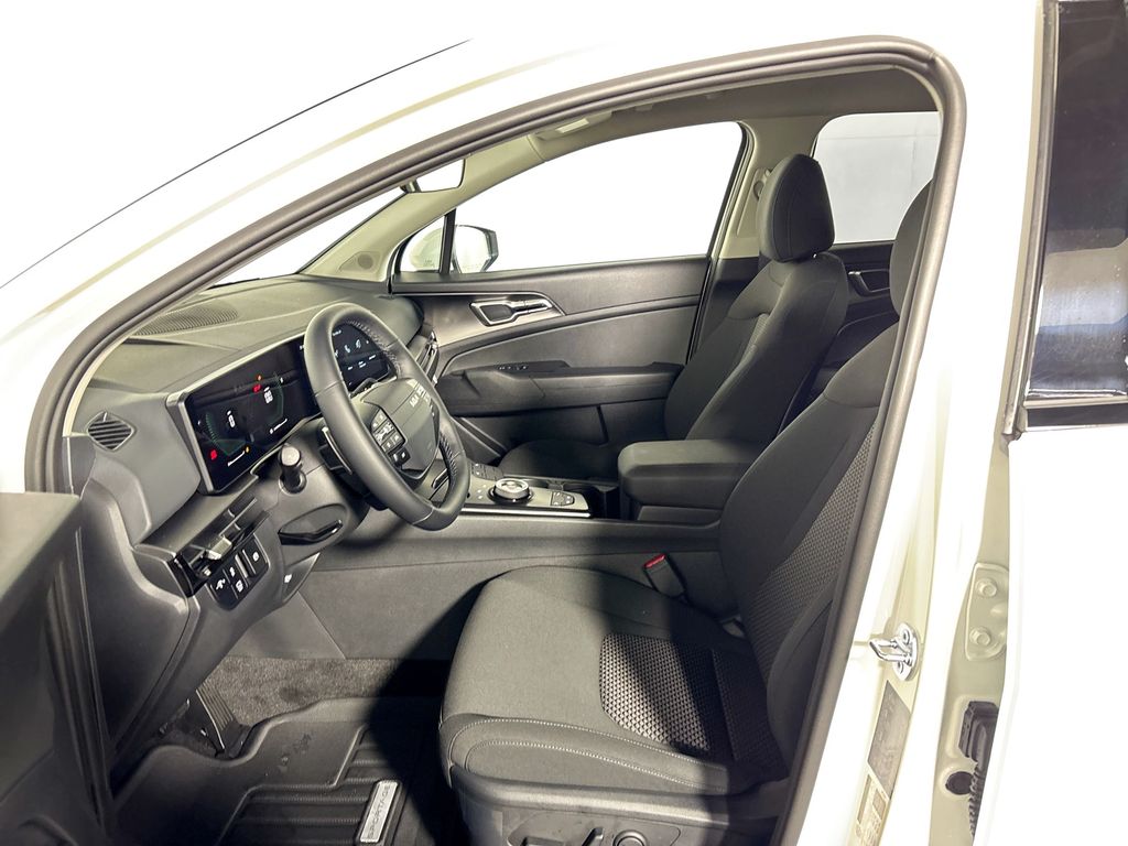 2026 Kia Sportage Hybrid S