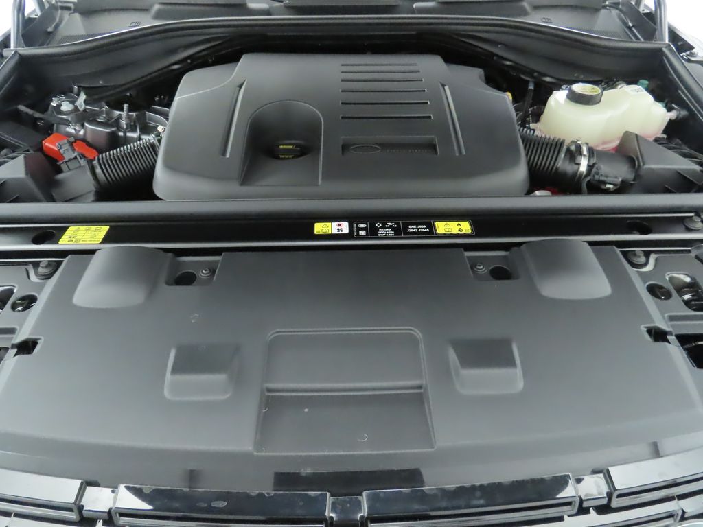 2025 Land Rover Range Rover Sport SE 31