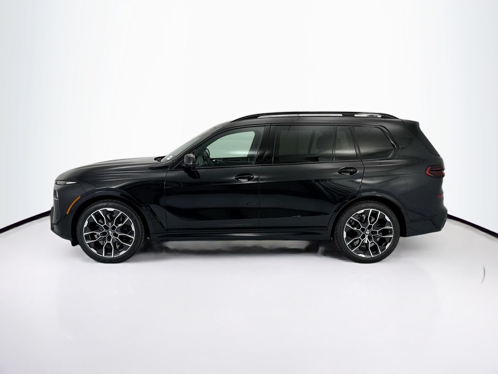 Thumbnail: 2026 BMW X7 - 8