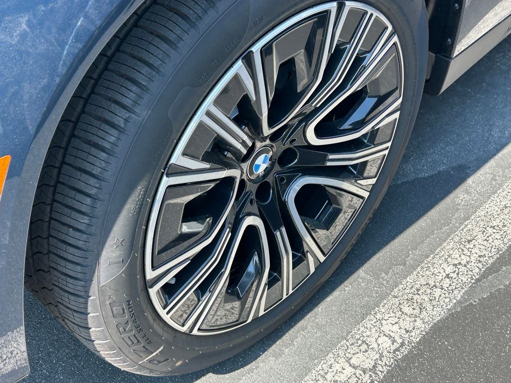 Thumbnail: 2026 BMW X3 - 3