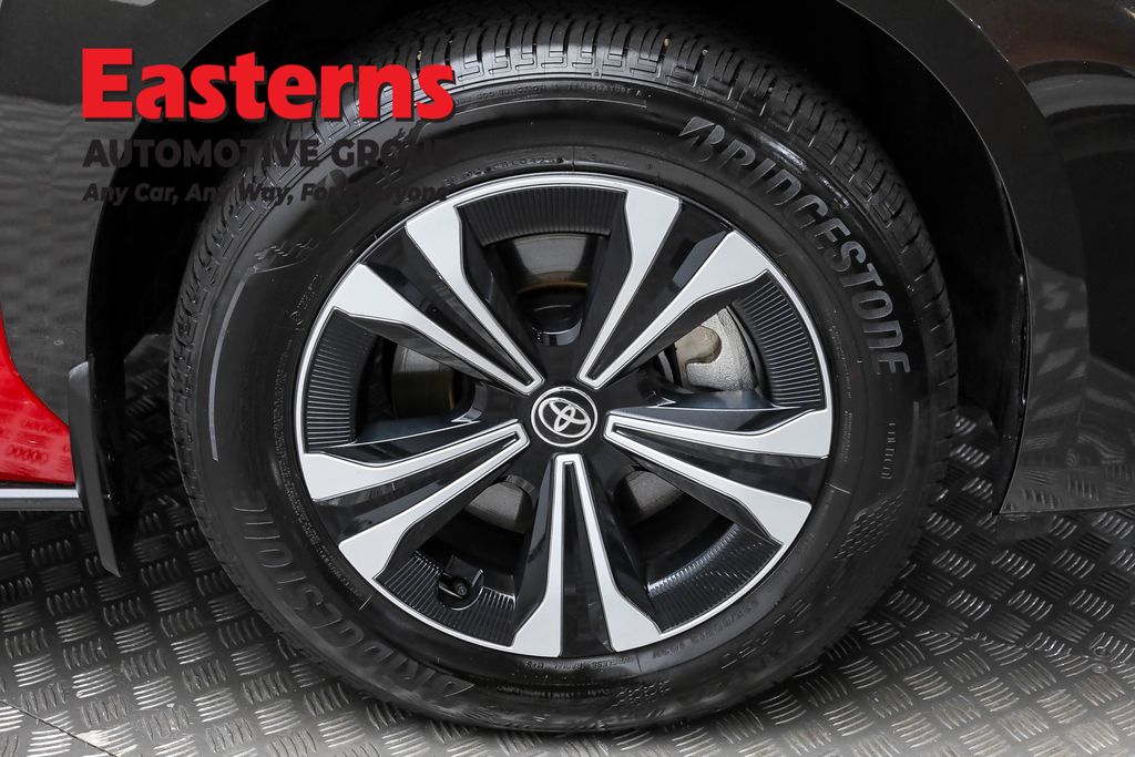 Used 2024 Red Toyota XLE image 27
