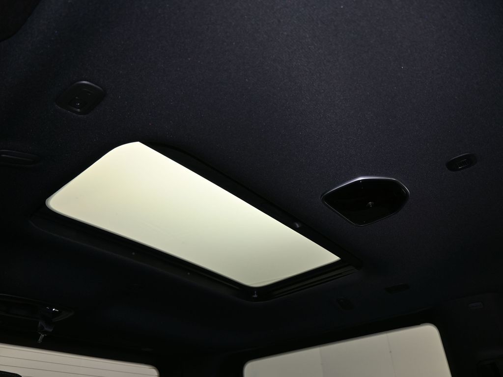 New 2026 Silver Zynith Jeep Summit Obsidian image 43