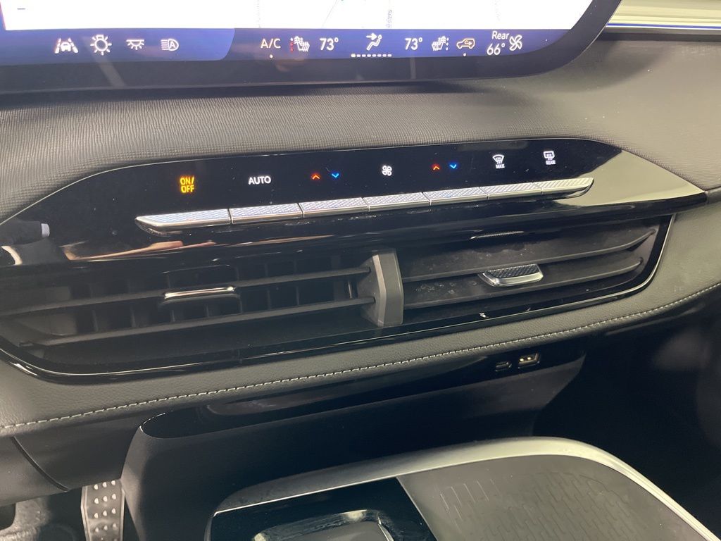 Thumbnail: 2025 Buick Enclave - 32