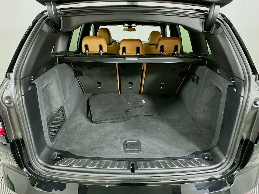 Thumbnail: 2024 BMW X3 - 27