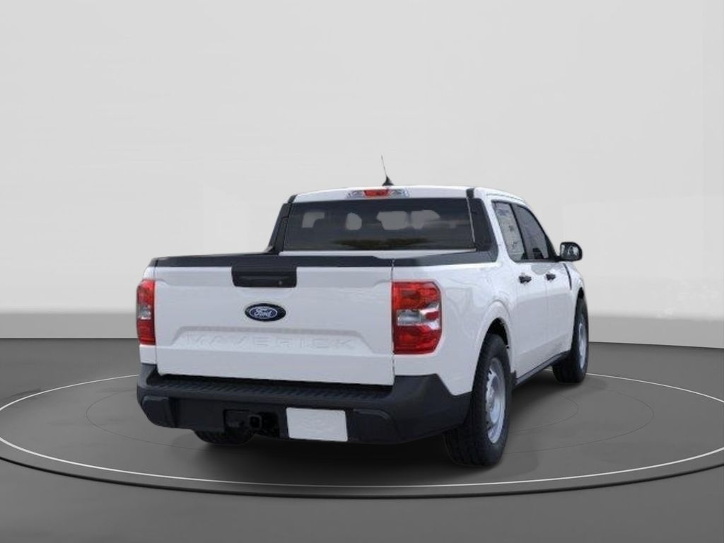 New 2026 Ford Maverick XL 4D Crew Cab