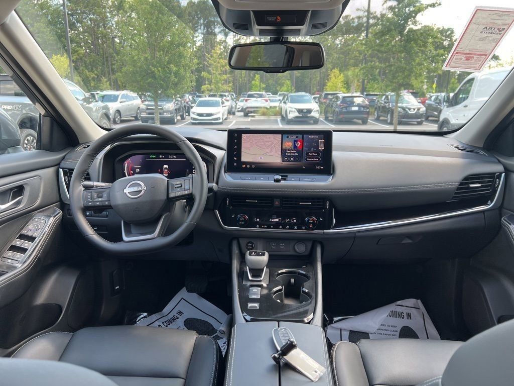 2025 Gun Metallic Nissan Rogue SL FWD SUV