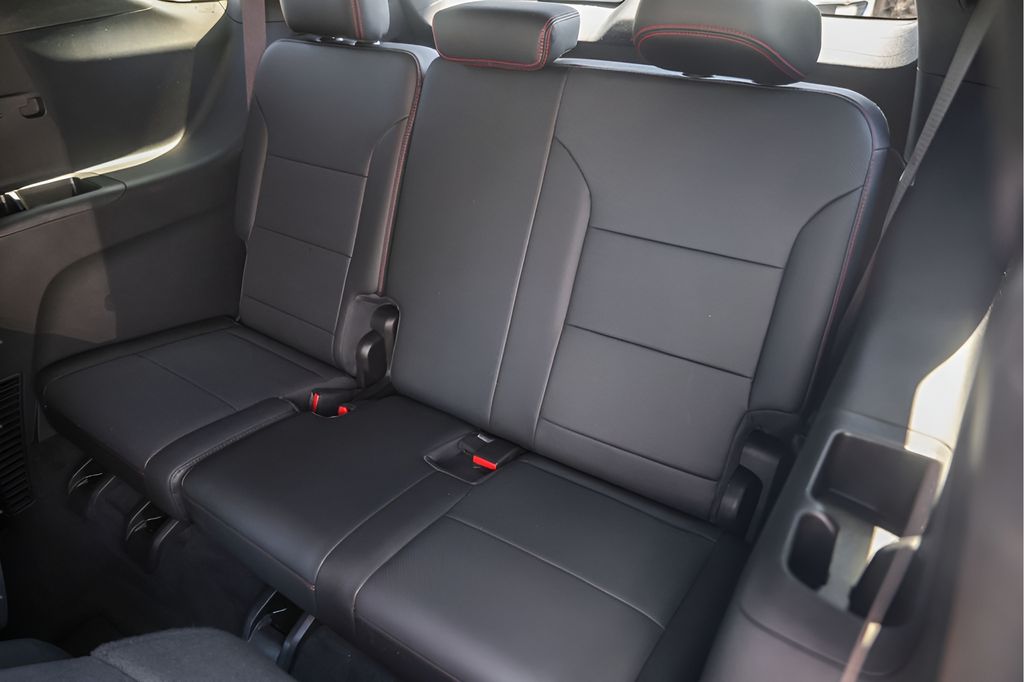Used Car 2025 Chevrolet Traverse  Z71 For Sale Under $50,000 In Austin, Texas