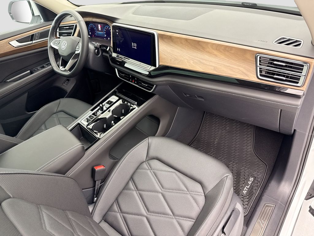 Thumbnail: 2026 Volkswagen Atlas - 15