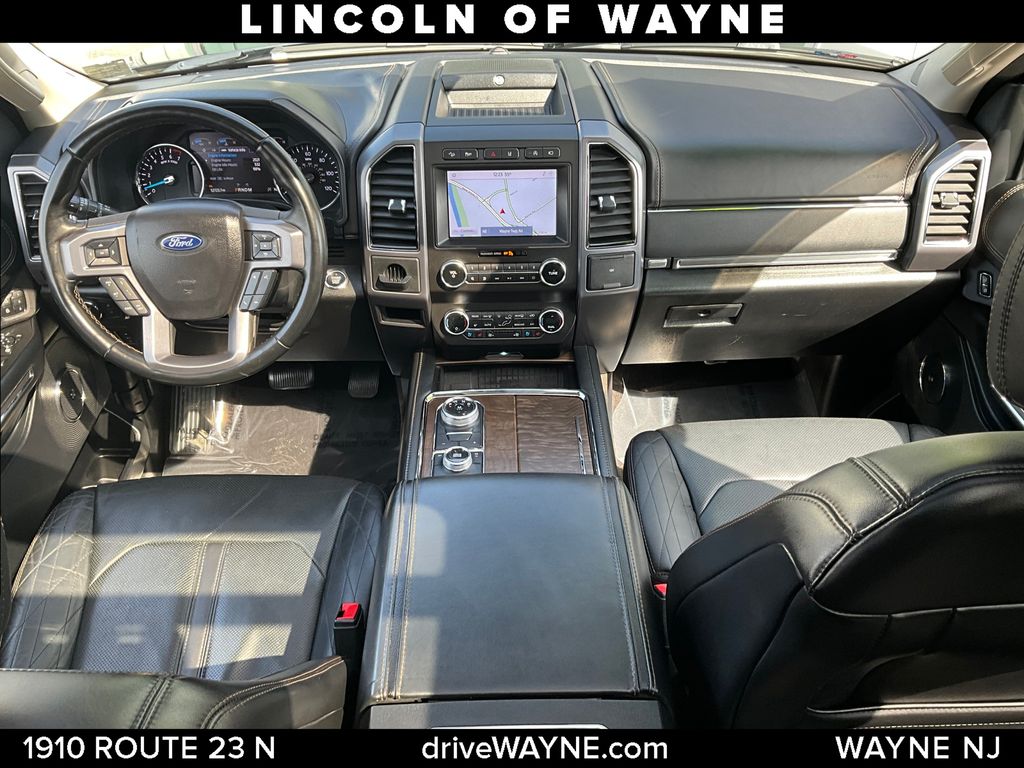 2020 Ford Expedition Platinum photo