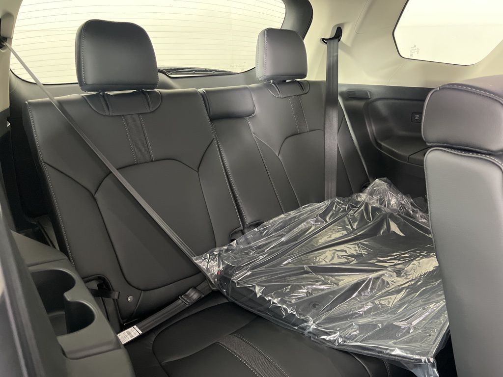 Thumbnail: 2025 Honda Pilot - 13