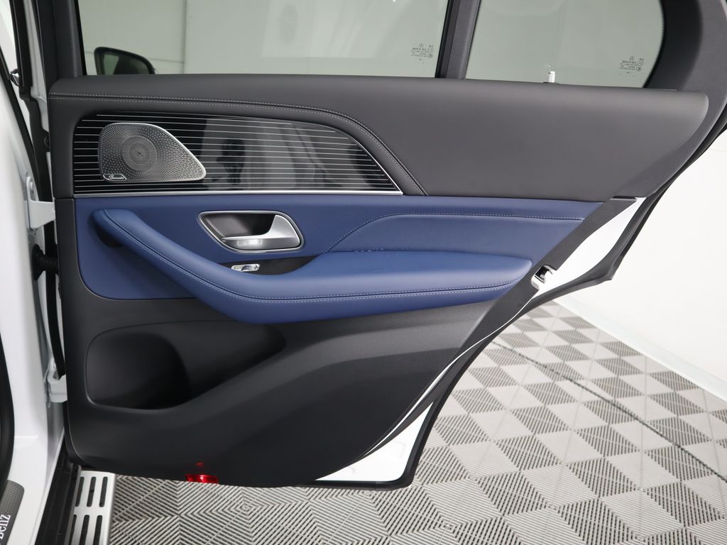 Thumbnail: 2026 Mercedes-Benz GLE - 29