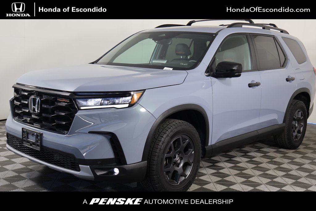 Thumbnail: 2023 Honda Pilot - 1