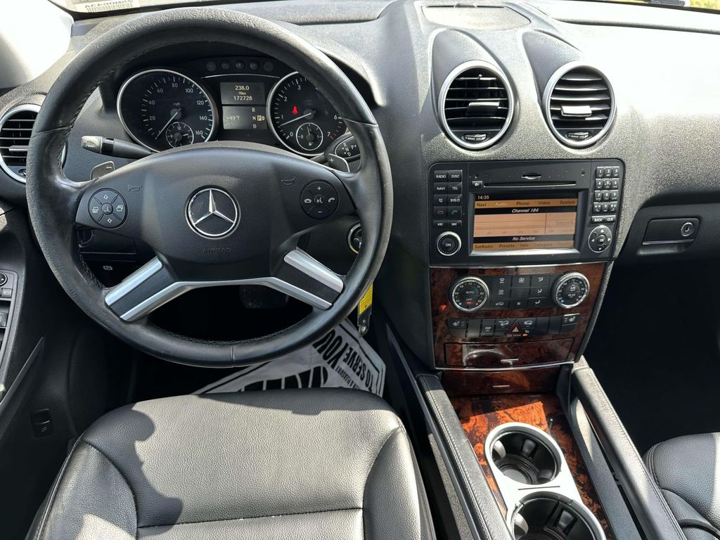 2011 Mercedes-Benz M-Class ML 350 4MATIC 8