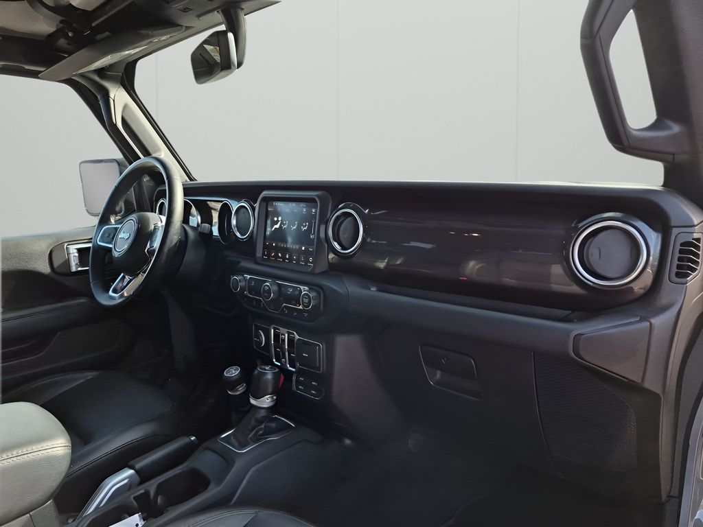 Used Car 2020 Jeep Wrangler  Unlimited Sahara For Sale Under $30,000 In Austin, Texas