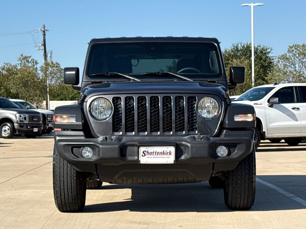 Used 2024 Jeep Wrangler SUV