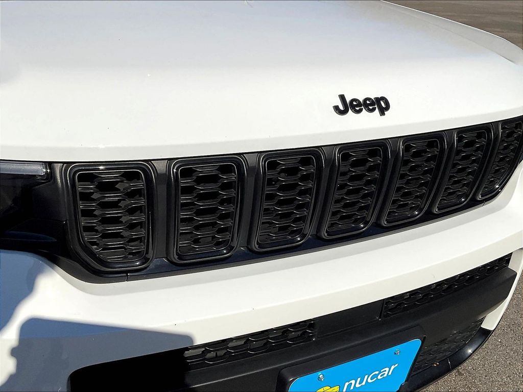 2022 Jeep Grand Cherokee L — photo 31