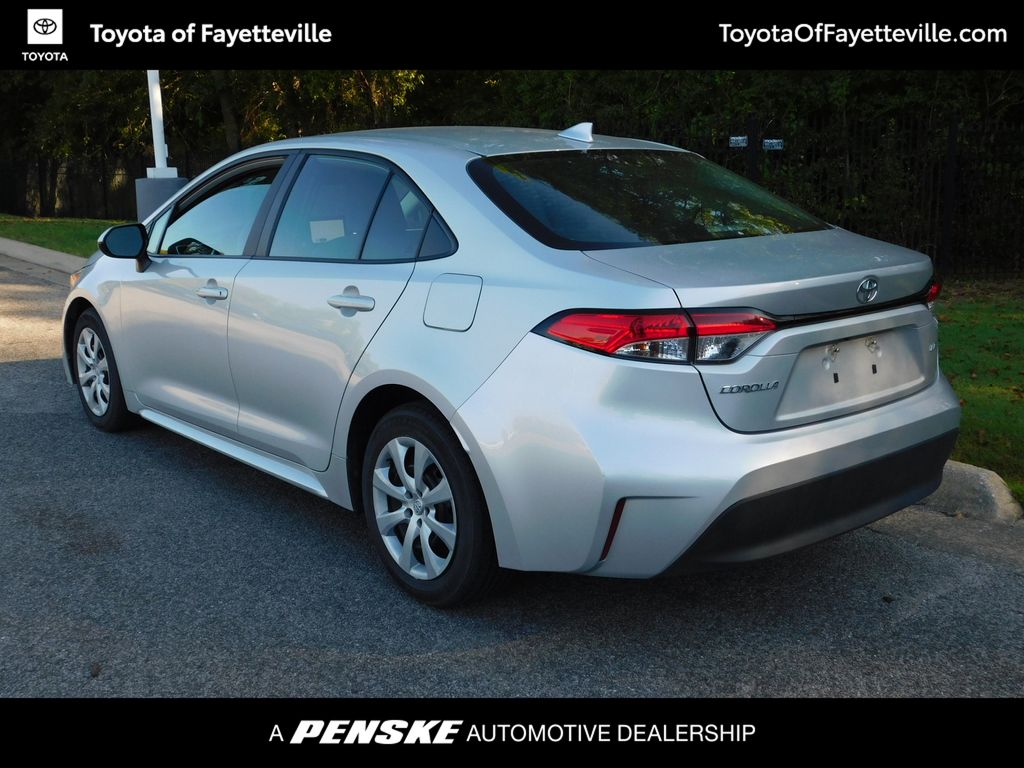 Thumbnail: 2024 Toyota Corolla - 3
