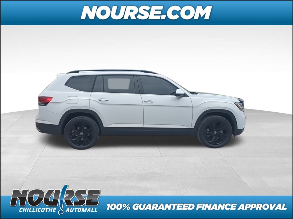 2023 Volkswagen Atlas 2.0T SE w/Technology photo