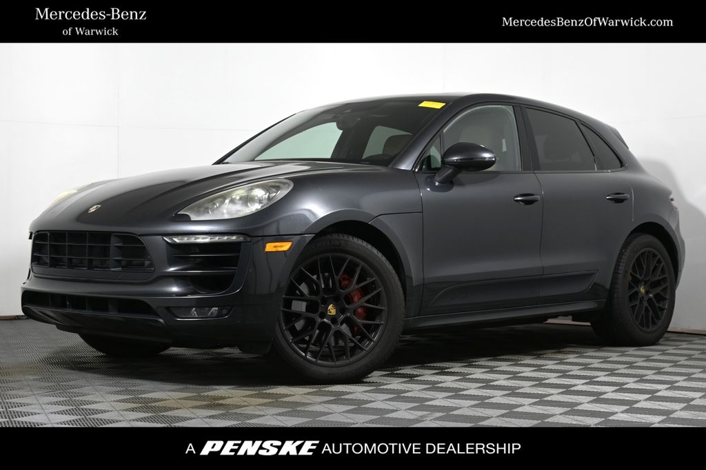 Thumbnail: 2017 Porsche Macan - 1