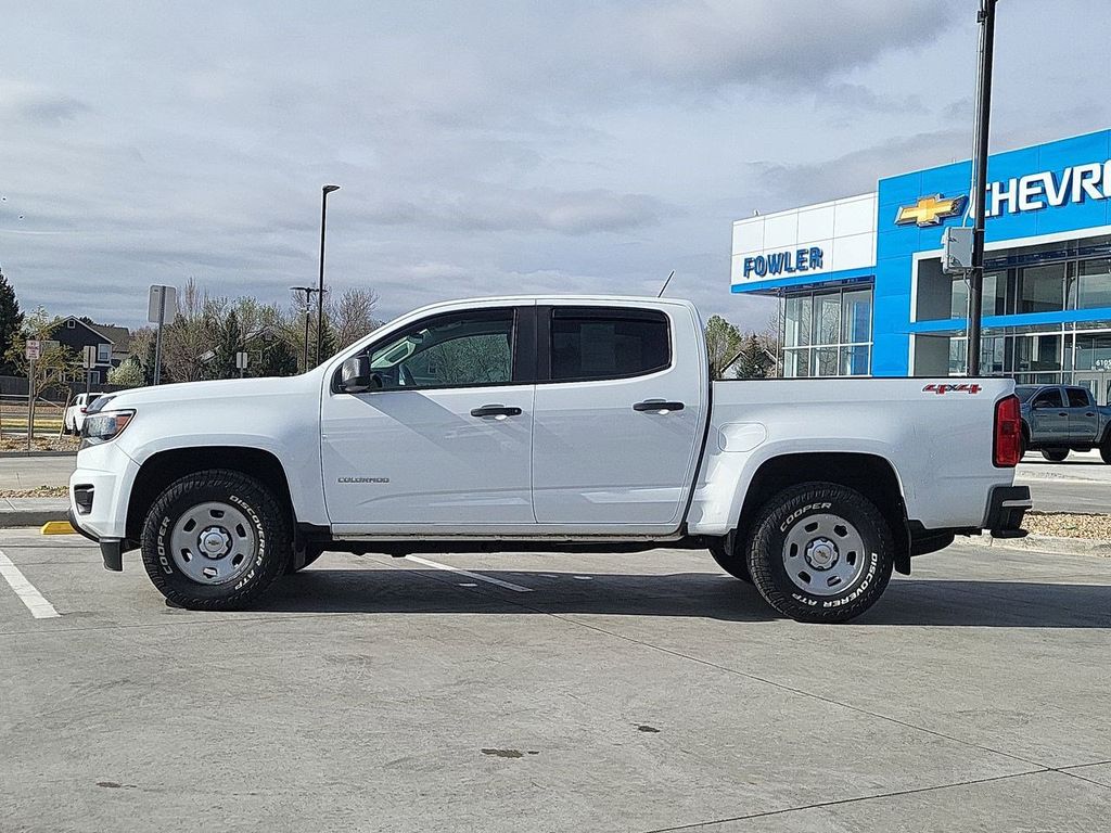 View vehicle photo 5