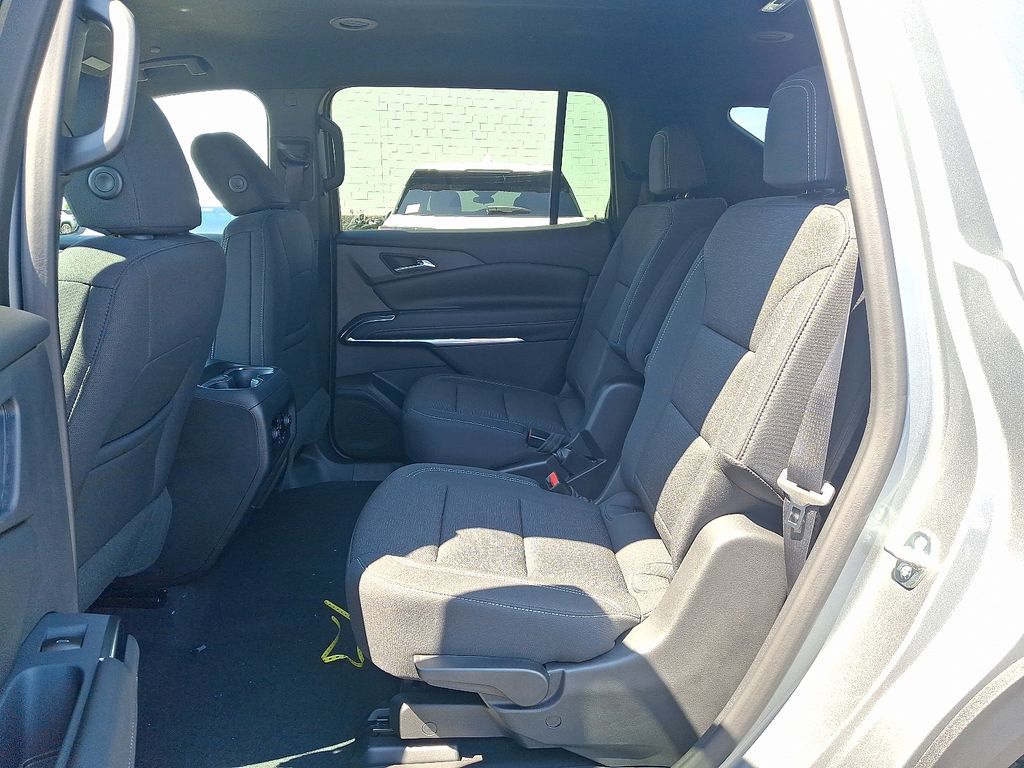 Thumbnail: 2027 Chevrolet Traverse - 5
