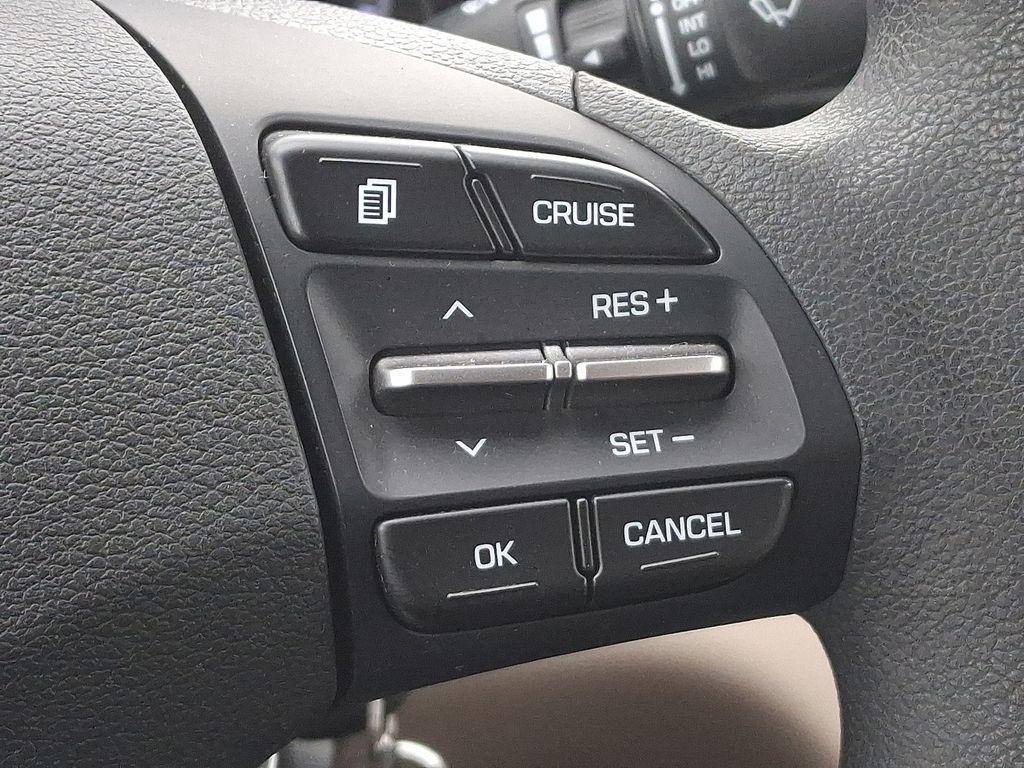 Thumbnail: 2020 Hyundai Elantra - 22