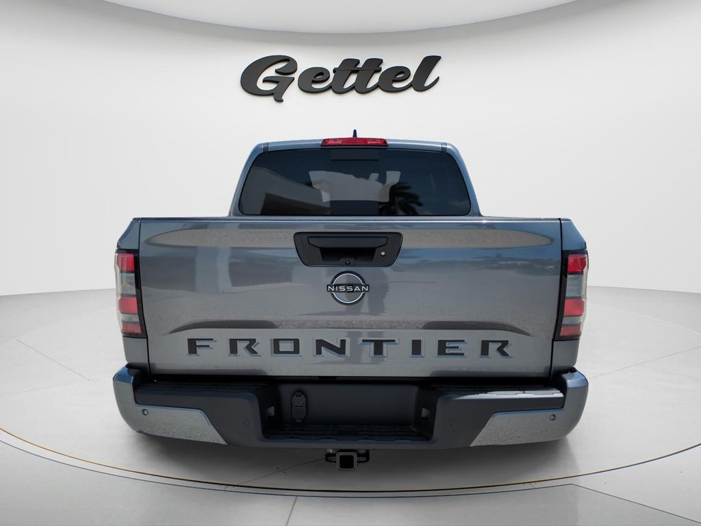 New 2026 Gun Metallic Nissan Crew Cab SV image 6