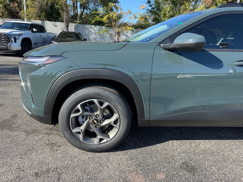 2025 Chevrolet Trax LT 11