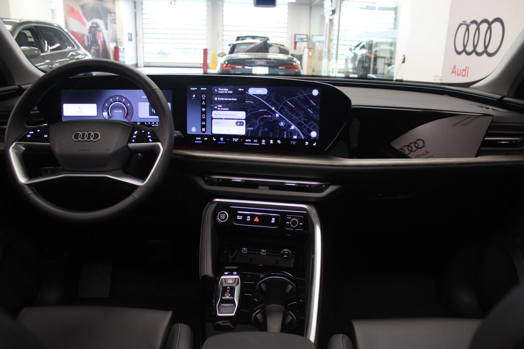 Thumbnail: 2026 Audi Q5 - 10